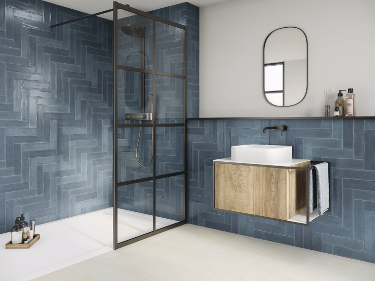Traditional Bathroom Suites of High Quality from Luxury & Designer Brands